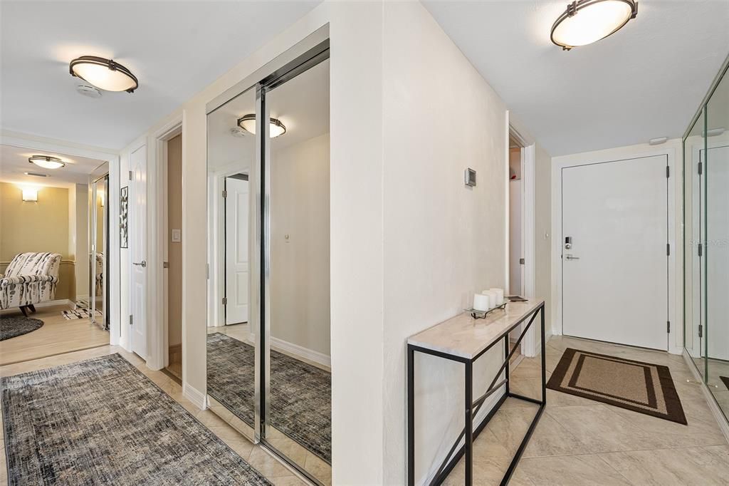 For Sale: $540,000 (2 beds, 2 baths, 1360 Square Feet)