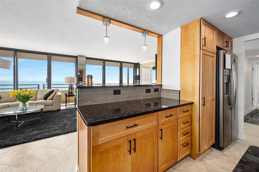 For Sale: $540,000 (2 beds, 2 baths, 1360 Square Feet)