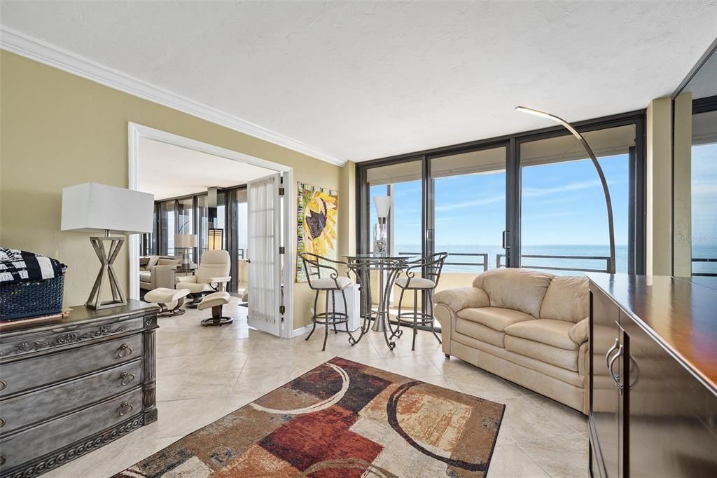 For Sale: $540,000 (2 beds, 2 baths, 1360 Square Feet)