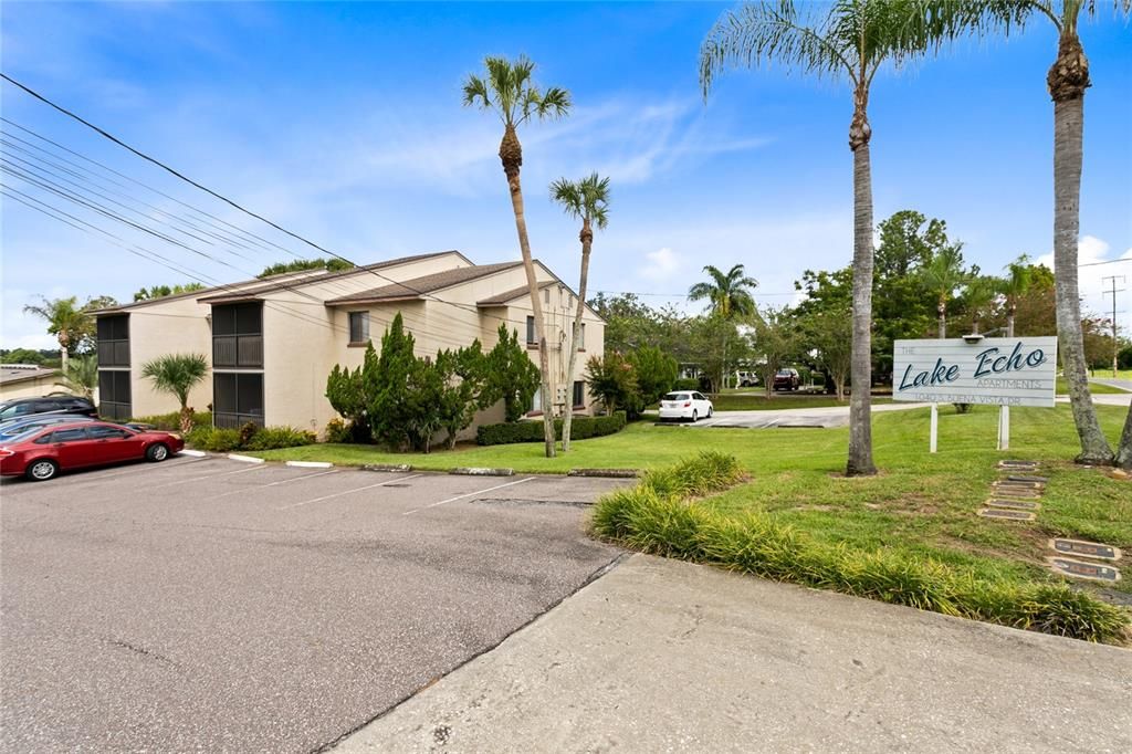 For Rent: $1,445 (2 beds, 2 baths, 955 Square Feet)