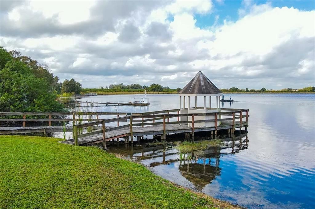 For Rent: $1,445 (2 beds, 2 baths, 955 Square Feet)