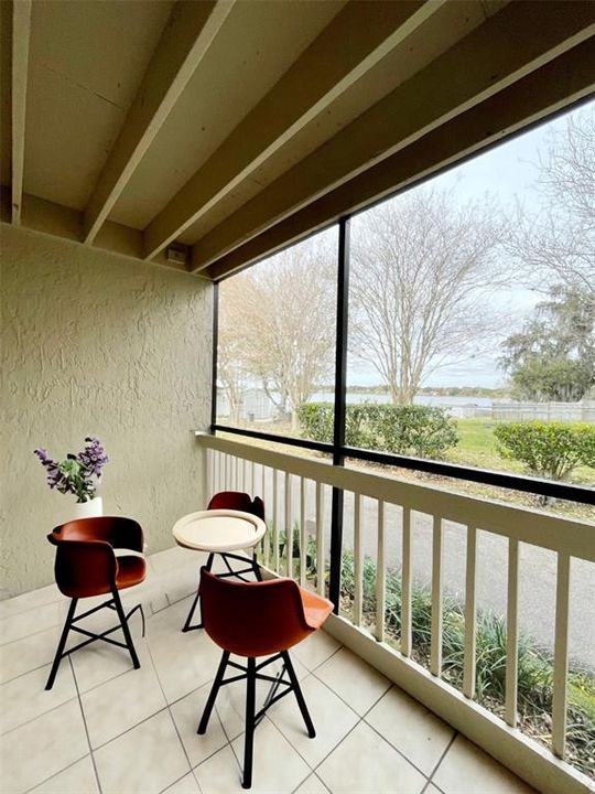 For Rent: $1,445 (2 beds, 2 baths, 955 Square Feet)