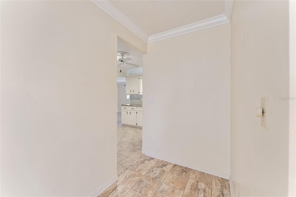 Active With Contract: $169,900 (2 beds, 2 baths, 1571 Square Feet)