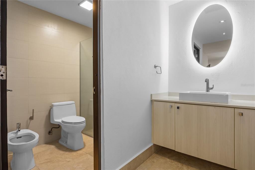 На продажу: $1,275,000 (3 спален, 3 ванн, 1743 Квадратных фут)