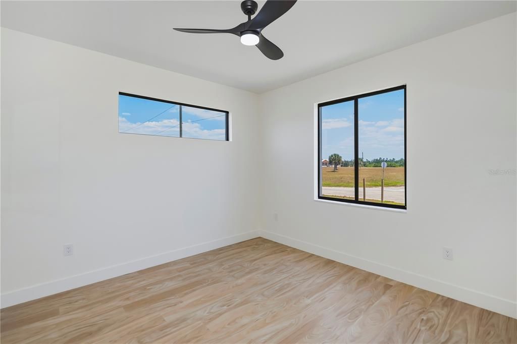For Sale: $675,000 (3 beds, 2 baths, 2118 Square Feet)