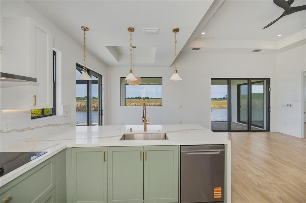 For Sale: $675,000 (3 beds, 2 baths, 2118 Square Feet)