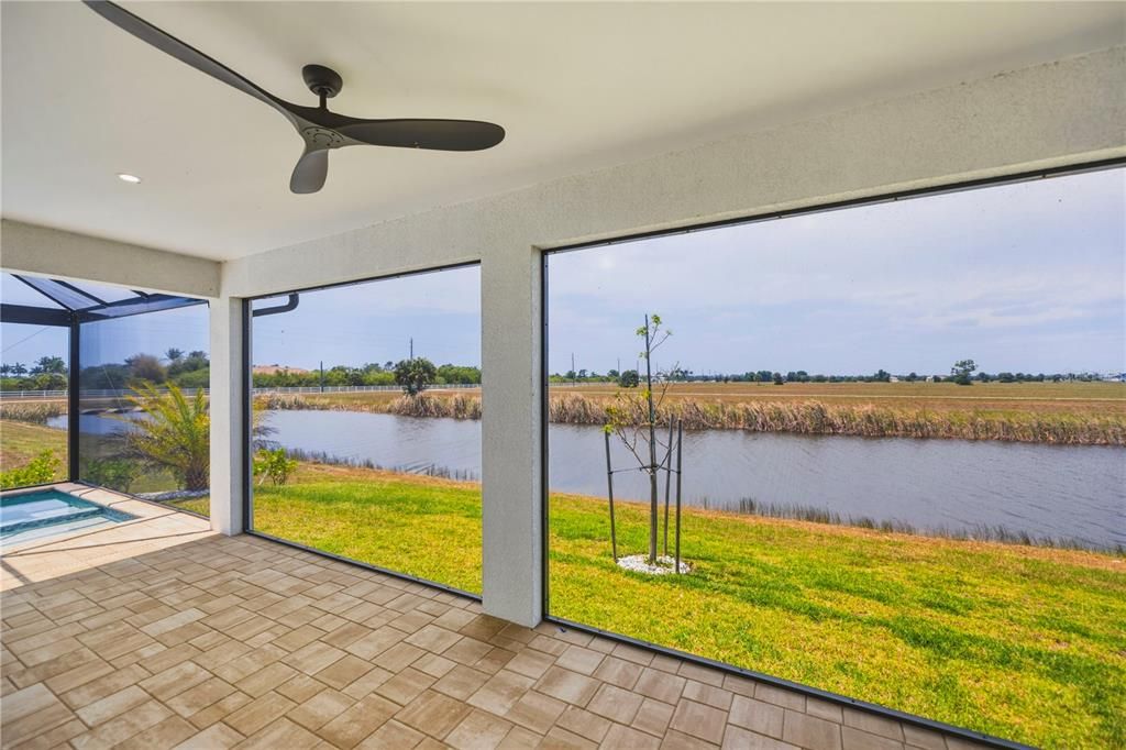 For Sale: $675,000 (3 beds, 2 baths, 2118 Square Feet)