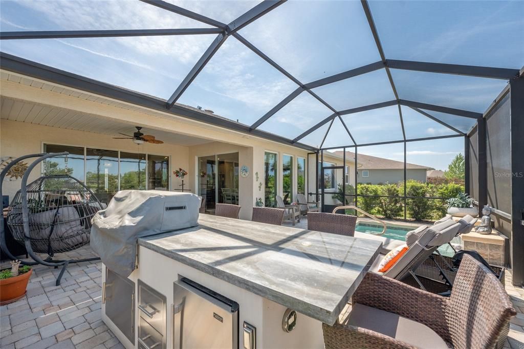 En Venta: $589,900 (2 camas, 2 baños, 2097 Pies cuadrados)