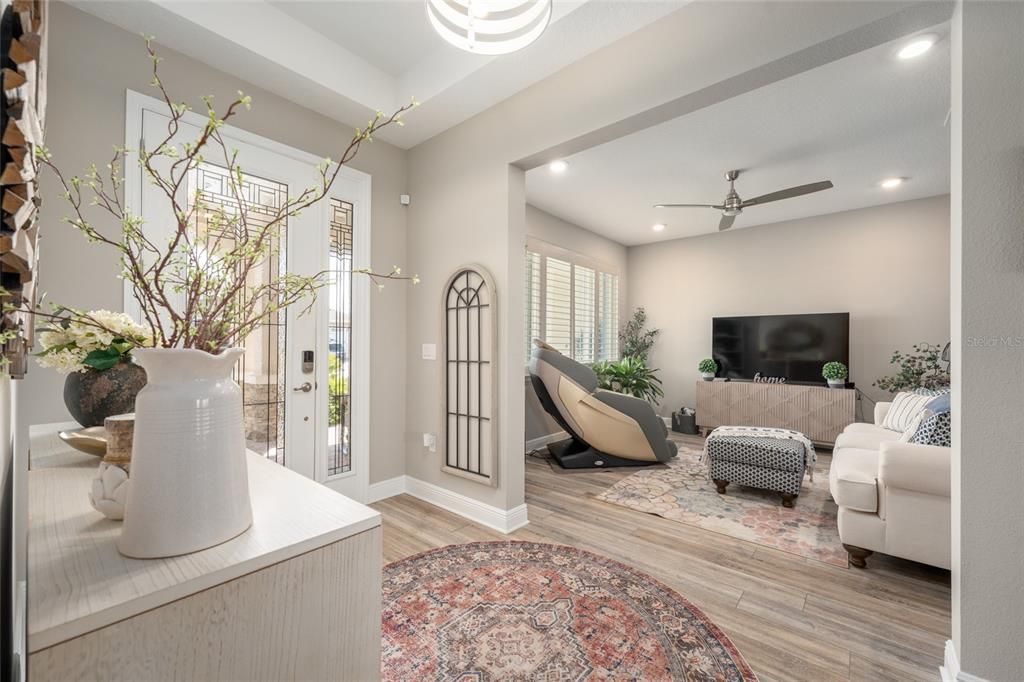 En Venta: $589,900 (2 camas, 2 baños, 2097 Pies cuadrados)