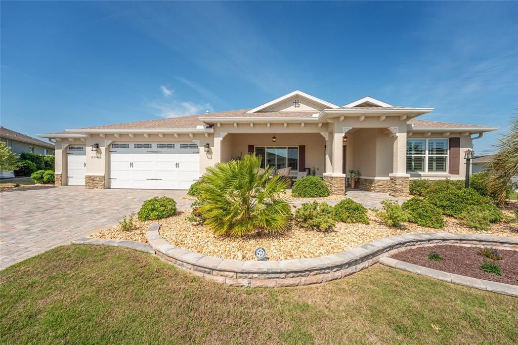 En Venta: $589,900 (2 camas, 2 baños, 2097 Pies cuadrados)