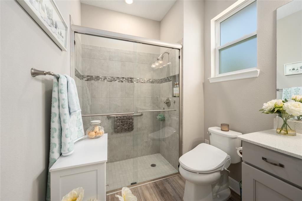 En Venta: $589,900 (2 camas, 2 baños, 2097 Pies cuadrados)