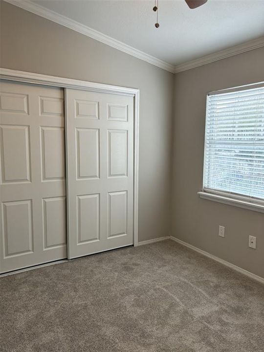 For Rent: $1,700 (2 beds, 1 baths, 882 Square Feet)
