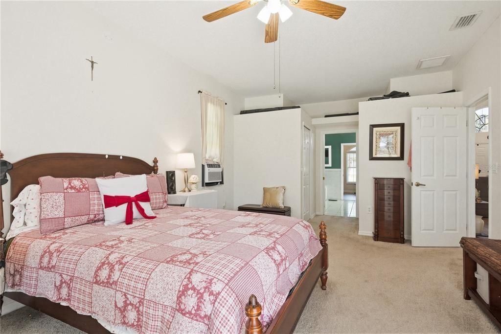 Active With Contract: $450,000 (4 beds, 2 baths, 2523 Square Feet)