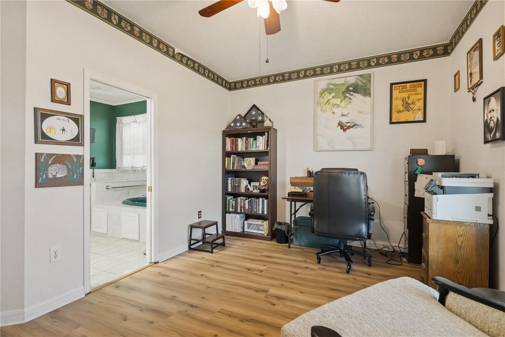 Active With Contract: $450,000 (4 beds, 2 baths, 2523 Square Feet)