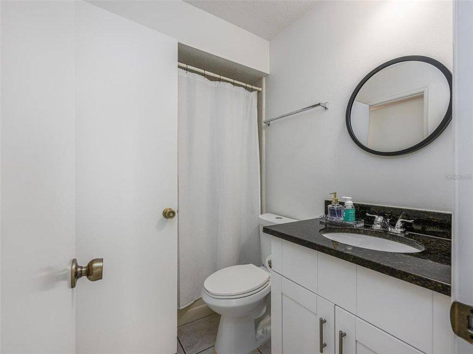 En Venta: $259,000 (2 camas, 2 baños, 1295 Pies cuadrados)