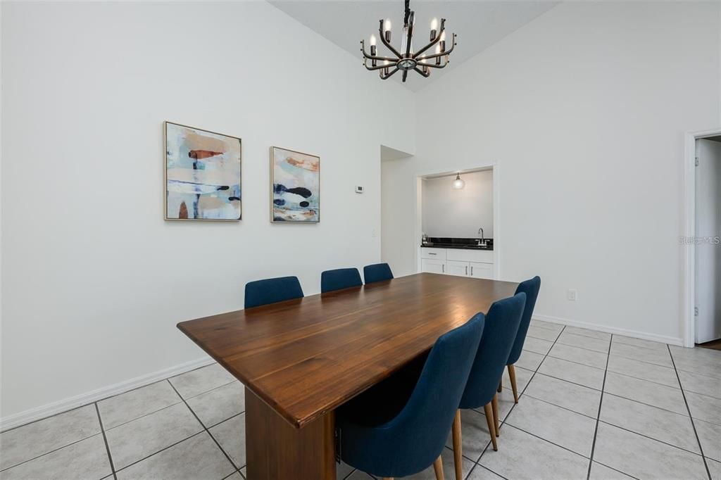 En Venta: $259,000 (2 camas, 2 baños, 1295 Pies cuadrados)