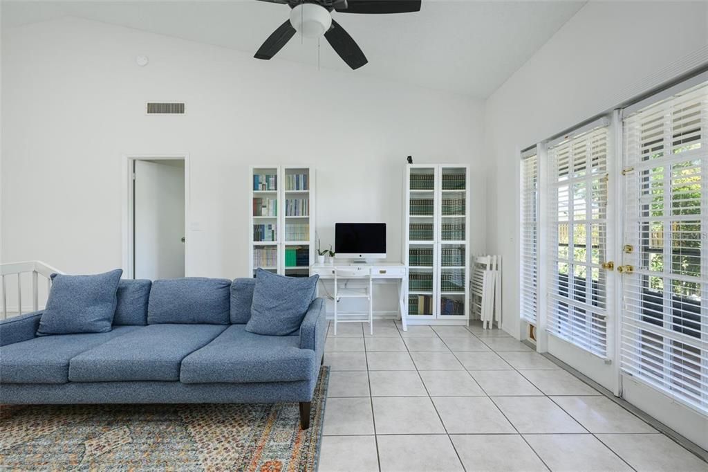 En Venta: $259,000 (2 camas, 2 baños, 1295 Pies cuadrados)