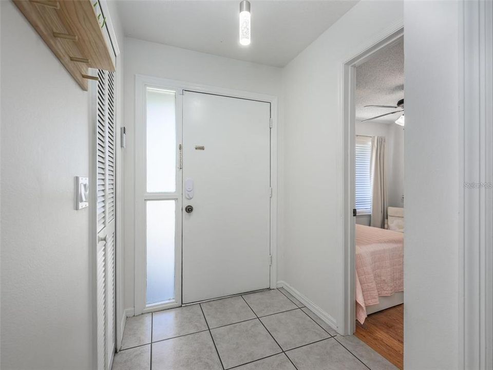 En Venta: $259,000 (2 camas, 2 baños, 1295 Pies cuadrados)