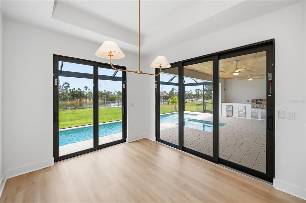 На продажу: $1,175,000 (4 спален, 3 ванн, 2446 Квадратных фут)