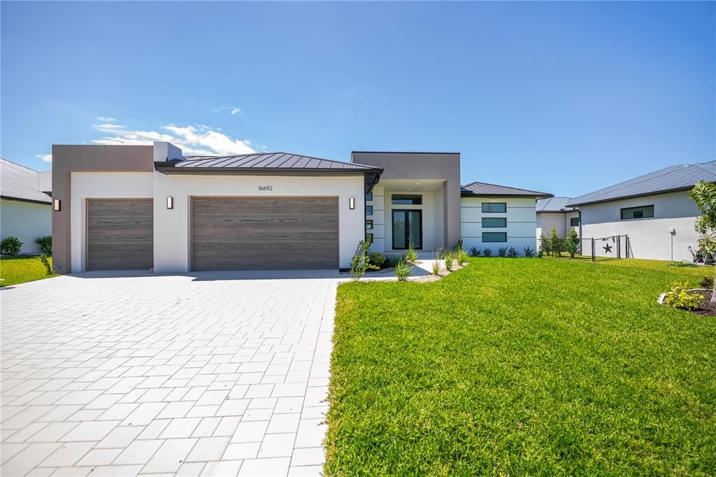 На продажу: $1,175,000 (4 спален, 3 ванн, 2446 Квадратных фут)