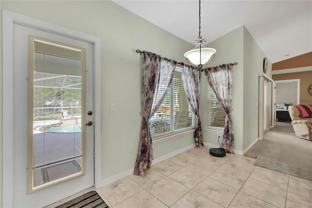 For Sale: $399,900 (3 beds, 2 baths, 1963 Square Feet)