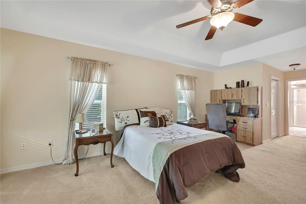 For Sale: $399,900 (3 beds, 2 baths, 1963 Square Feet)
