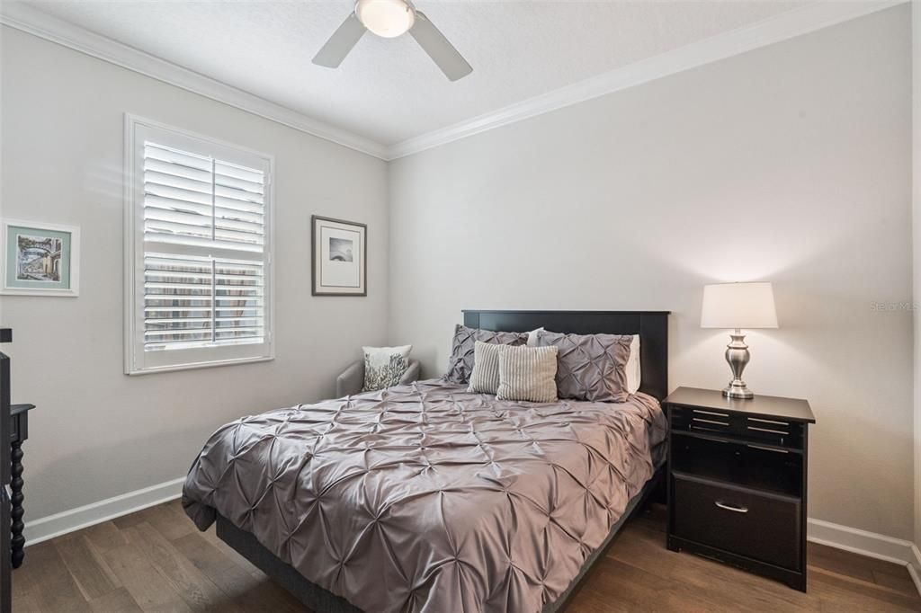 Active With Contract: $869,990 (5 beds, 3 baths, 3519 Square Feet)