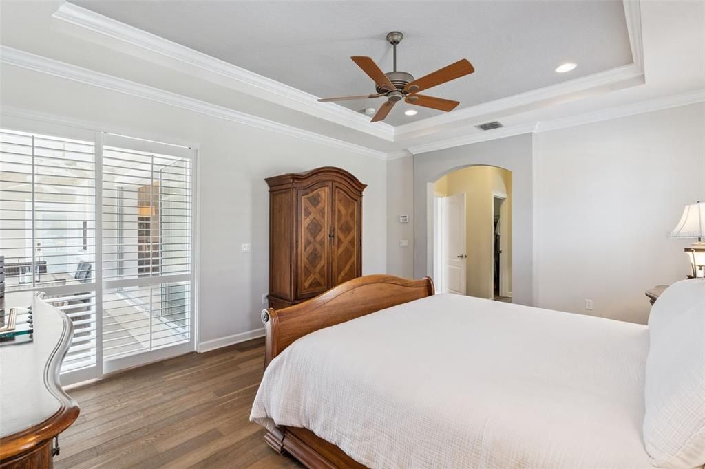 Active With Contract: $869,990 (5 beds, 3 baths, 3519 Square Feet)