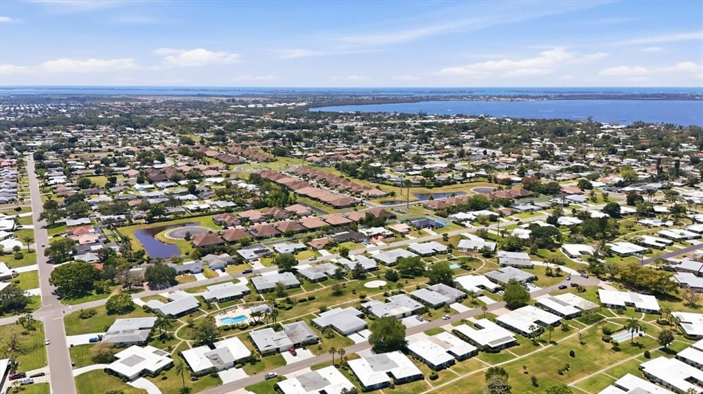 En Venta: $249,900 (2 camas, 2 baños, 1416 Pies cuadrados)
