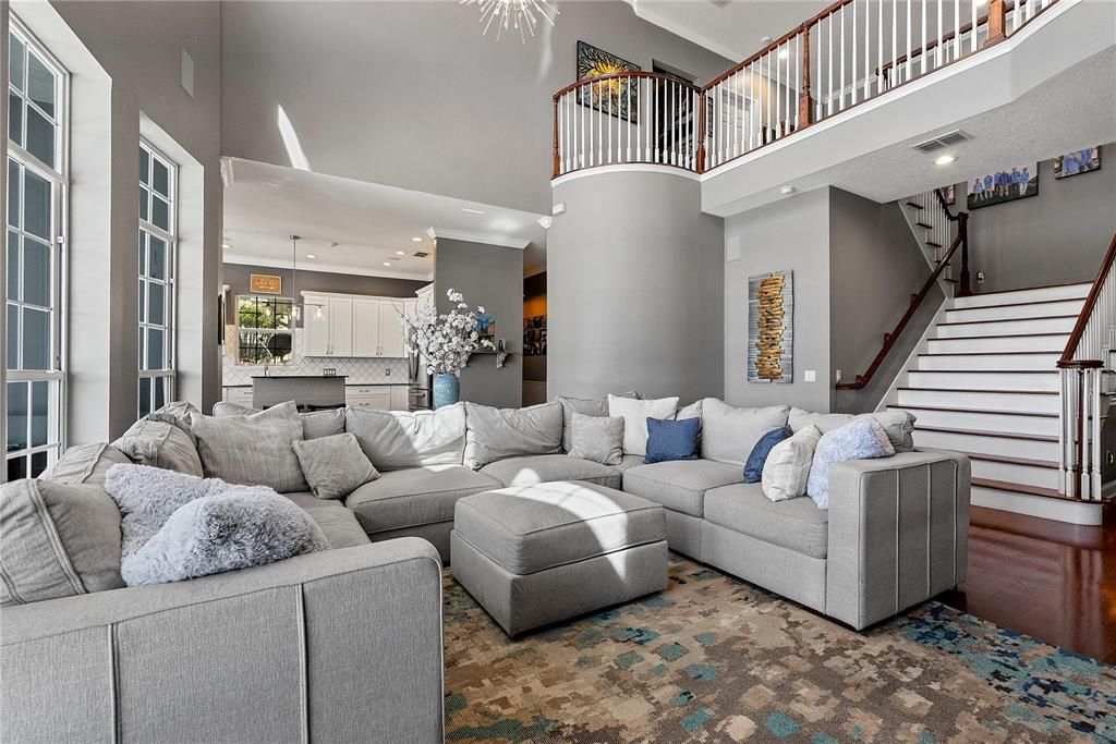 For Sale: $2,500,000 (6 beds, 4 baths, 4482 Square Feet)
