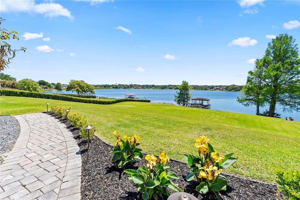 For Sale: $2,500,000 (6 beds, 4 baths, 4482 Square Feet)