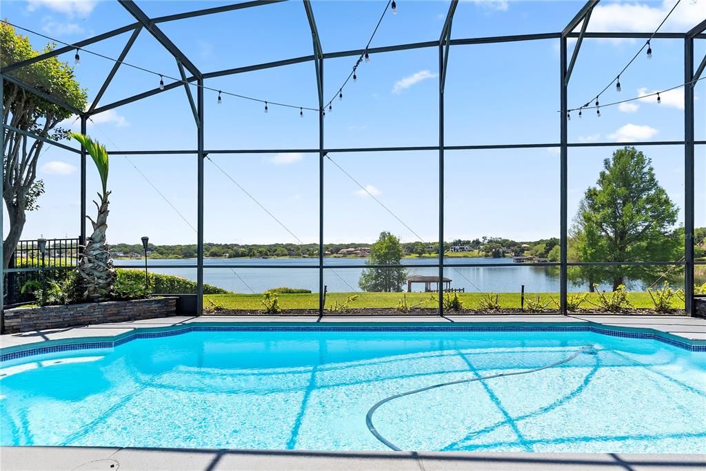 For Sale: $2,500,000 (6 beds, 4 baths, 4482 Square Feet)