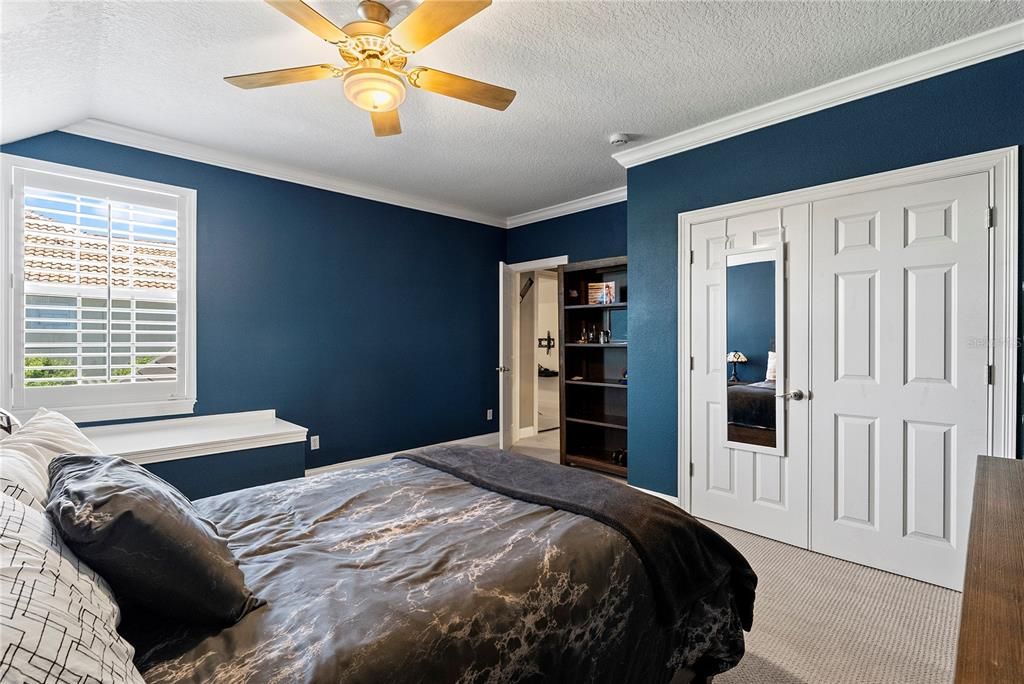 For Sale: $2,500,000 (6 beds, 4 baths, 4482 Square Feet)