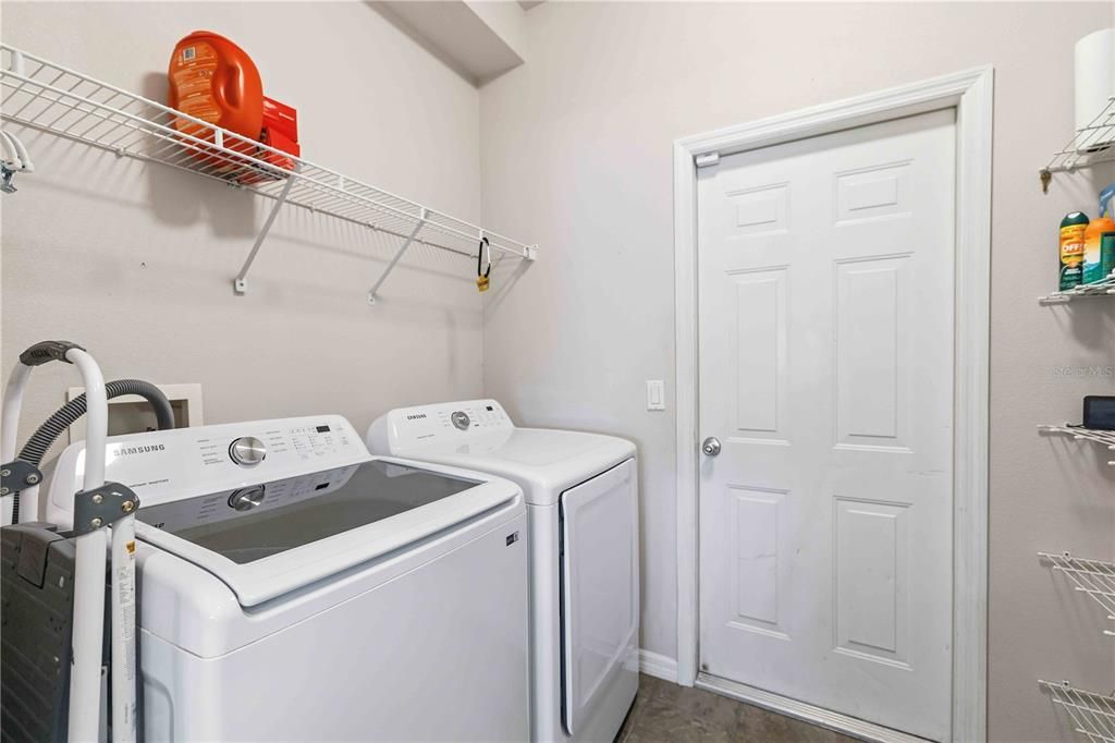 Active With Contract: $649,900 (4 beds, 3 baths, 2698 Square Feet)