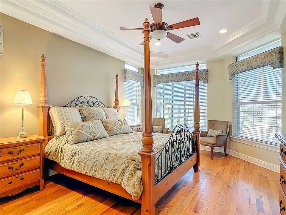 For Sale: $899,900 (4 beds, 3 baths, 3403 Square Feet)