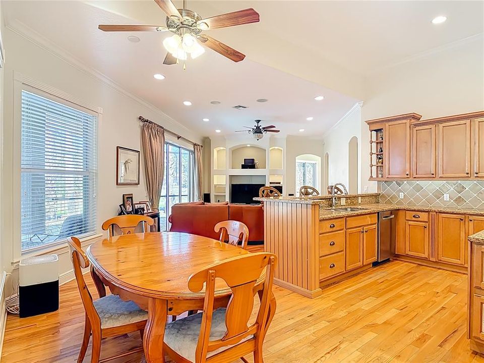 For Sale: $899,900 (4 beds, 3 baths, 3403 Square Feet)