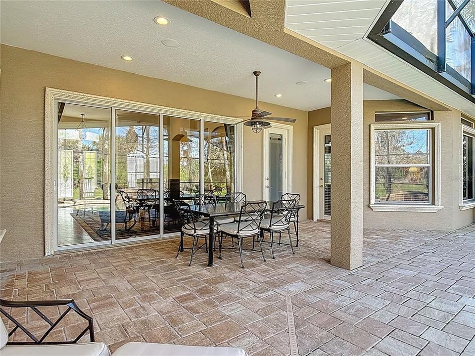 For Sale: $899,900 (4 beds, 3 baths, 3403 Square Feet)