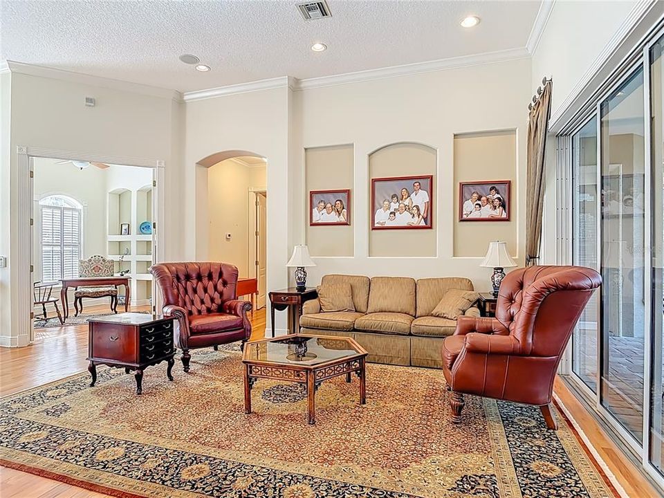 For Sale: $899,900 (4 beds, 3 baths, 3403 Square Feet)