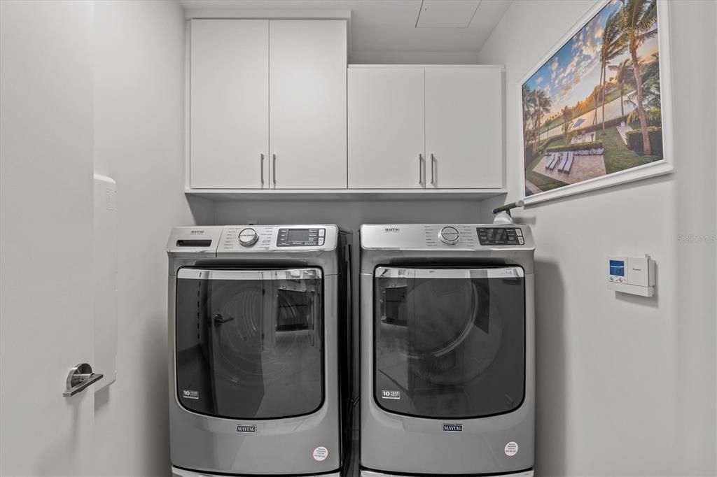 For Rent: $7,000 (3 beds, 3 baths, 1833 Square Feet)