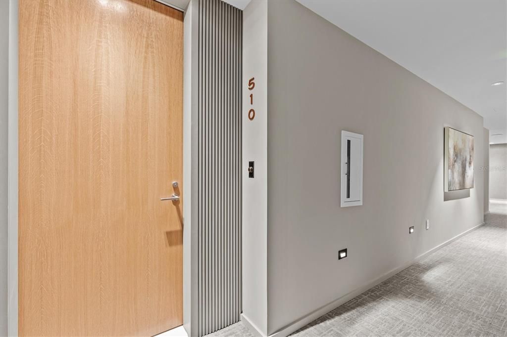 For Rent: $7,000 (3 beds, 3 baths, 1833 Square Feet)