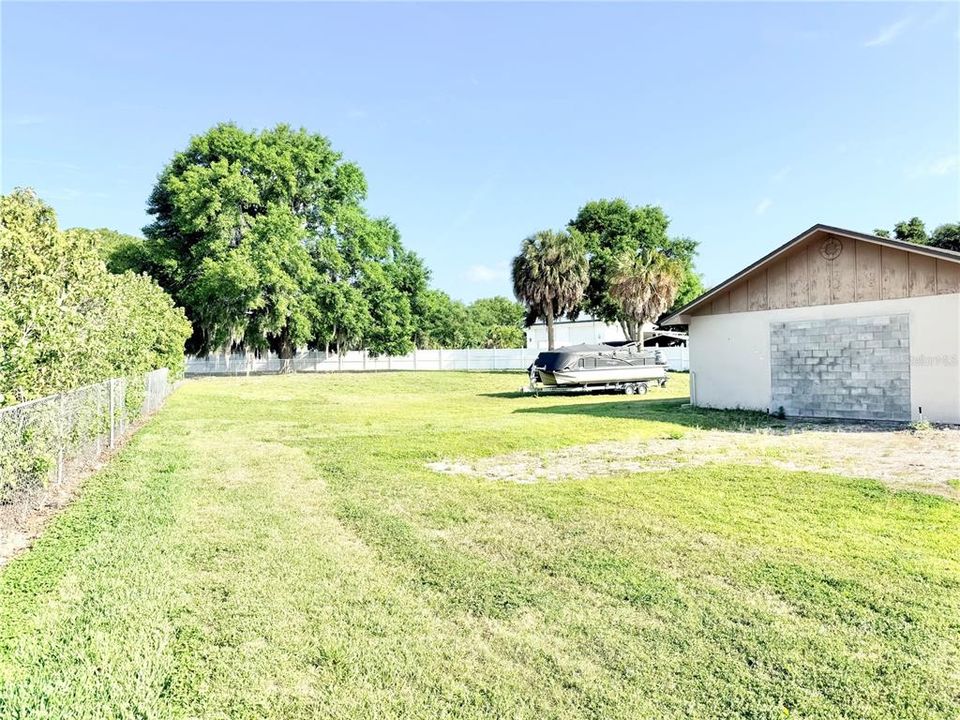 For Sale: $1,200,000 (1.19 acres)