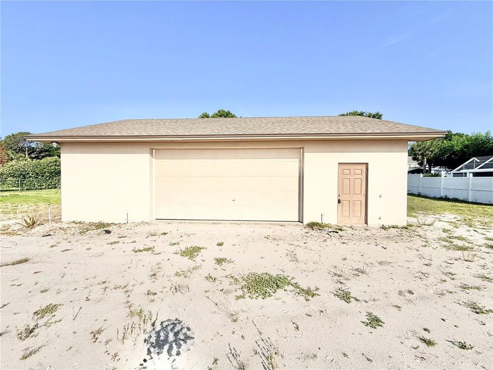 For Sale: $1,200,000 (1.19 acres)