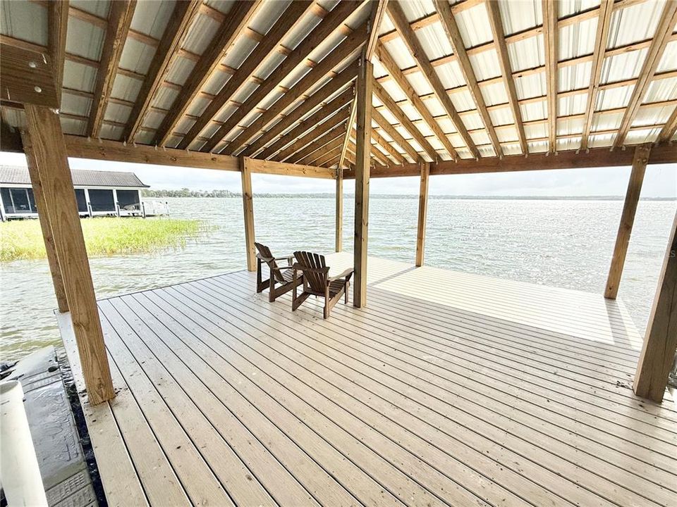For Sale: $1,200,000 (1.19 acres)