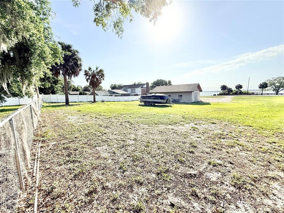 For Sale: $1,200,000 (1.19 acres)