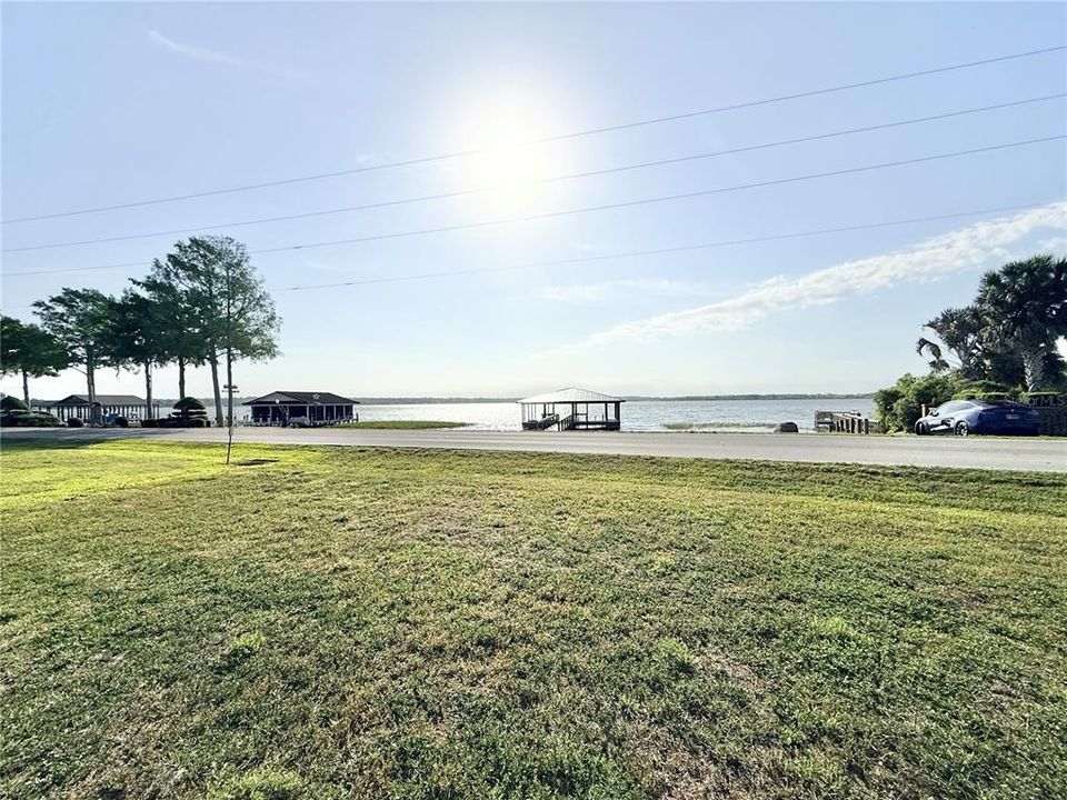 For Sale: $1,200,000 (1.19 acres)