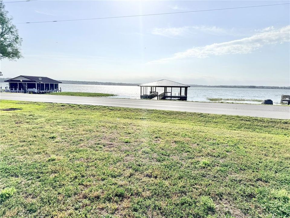 For Sale: $1,200,000 (1.19 acres)