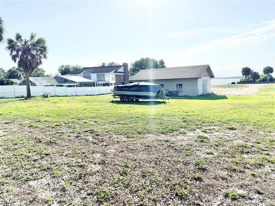 For Sale: $1,200,000 (1.19 acres)