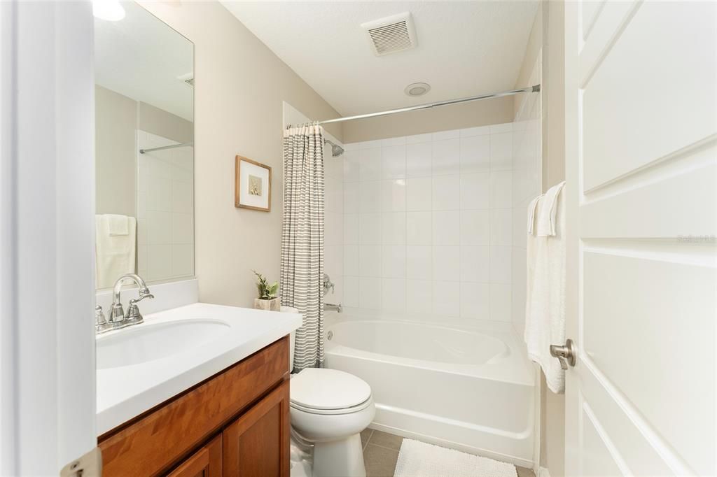 For Rent: $2,800 (3 beds, 3 baths, 2328 Square Feet)