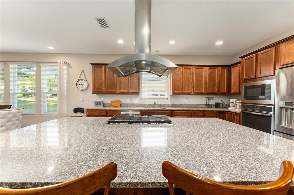 For Rent: $2,800 (3 beds, 3 baths, 2328 Square Feet)