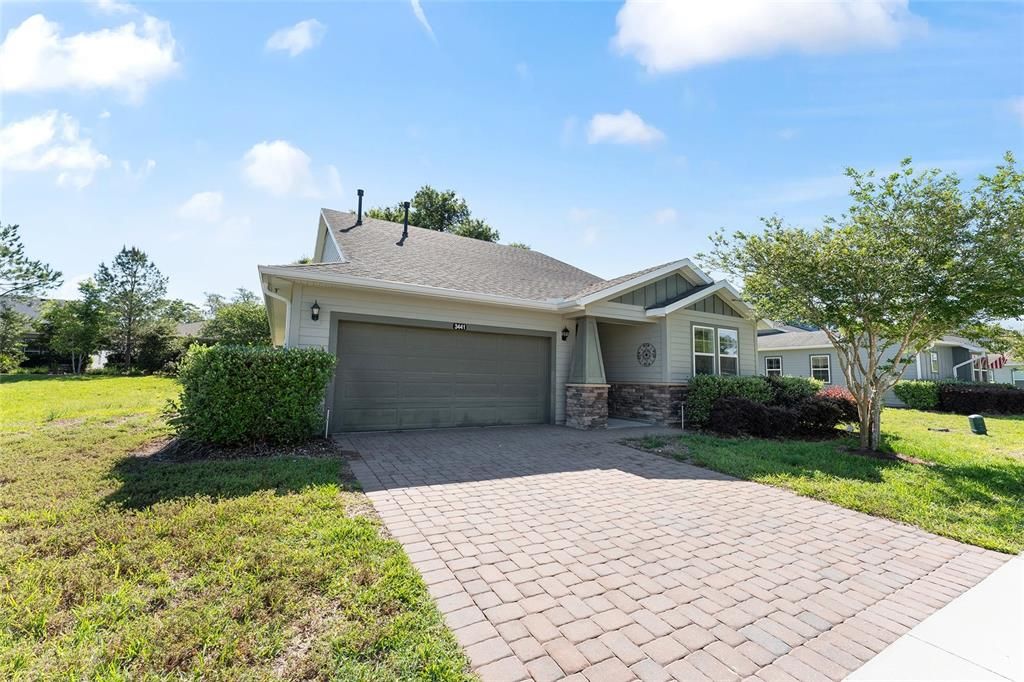 For Rent: $2,800 (3 beds, 3 baths, 2328 Square Feet)